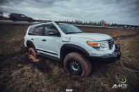 Силовые пороги АМЗ для Toyota Land Cruiser 200